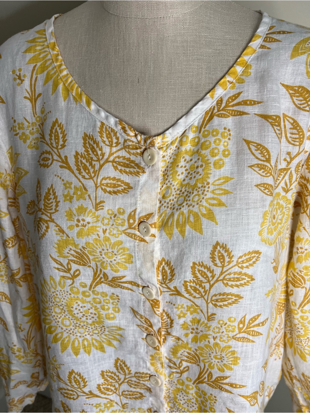 Flax Yellow Floral Button-Front Lightweight Linen Top Office Church - Picture 2 of 7